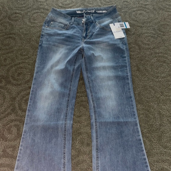 Wallflower Denim - Luscious curvy fit boot cut jeans